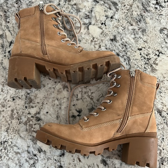 Madden girl boots - Picture 2 of 6